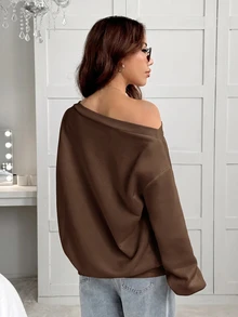 SHEIN EZwear 女款寬鬆棕色保暖內裡不對稱肩領衛衣，秋冬款 - 棕色 - 查看 2
