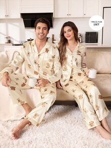 CoupledUp Set Piyama Pria Model Kerah Depan Terbuka Bahan Sutra Imitasi Motif Beruang Kartun - Aprikot - View 4