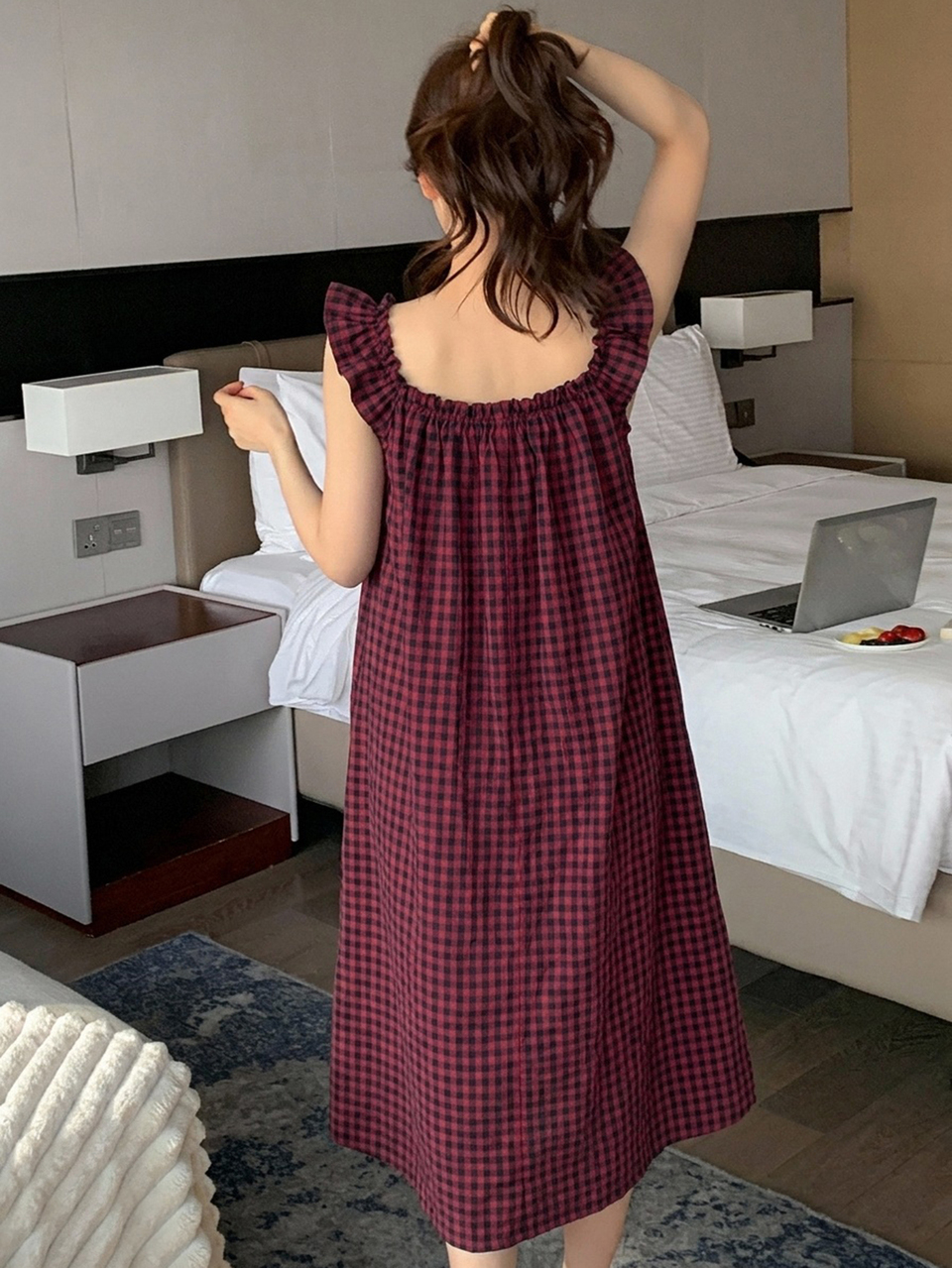 Sweet Contrast Color Bow Decor A-Line Sleeveless Ruffle Trim Women's Nightgown