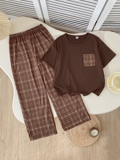 SHEIN Vacaura Boys' 2-Piece T-Shirt & Pants Set, Vintage Fashion Casual Korean Style Loose Fit Slightly Dropped Shoulder Royal Blue Short Sleeve Top With Loose Straight Leg Plaid Print Long Pants, Lightweight Summer Home & Outdoor Wear