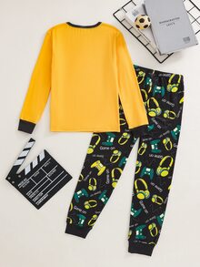 SHEIN 2件組兒童青少年男孩休閒日常舒適印花足球圖案圓領套頭睡衣上衣與長褲針織居家服套裝 - 灰色 - 查看 2