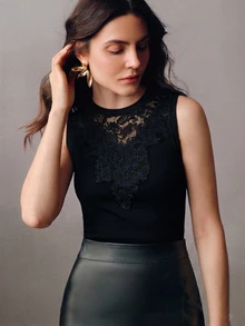 Anewsta Modern Retro Style Sleeveless Round Neck Hollow Lace Design Women's Tank Top - Black - View 3