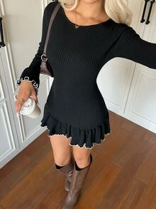 Autumina Vestido sexy con mangas acampanadas, ribete de volantes en contraste de color y efecto estilizante - Negro - Ver 3