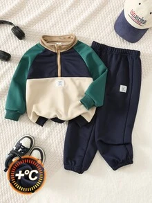 SHEIN Jungen Herbst/Winter Fleece Kinder gebürstet dick kleiner Stehkragen Ärmel Vordertasche einfarbig Sweatshirt und Hose 2-teiliges Set, Trainingsanzug - Verschiedenfarbig - Übersicht 3