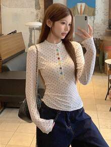 DAZY 女款波點印花鈕扣半開襟長袖休閒T恤 - 白色 - 查看 3