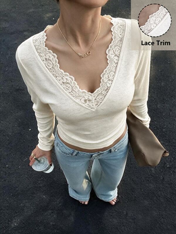Cévolie Women's Lace V-Neck Casual Daily Wear Base Layer Top
