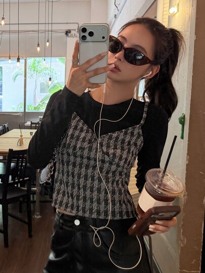 DAZY 女款圓領格紋拼接長袖修身基礎層休閒優雅上衣
