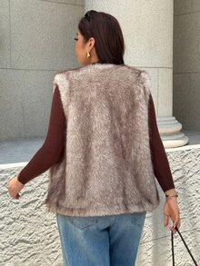 Easura Plus Size Round Neck Sleeveless With Pockets Fashion Elegant Street Party Gathering Date Plus Size Women Faux Fur Coat Winter - Camel - View 2
