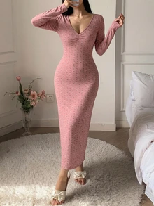 DAZY Ditsy Floral Fitted Deep V-Neck Ruched Long Nightgown - Pink - View 4