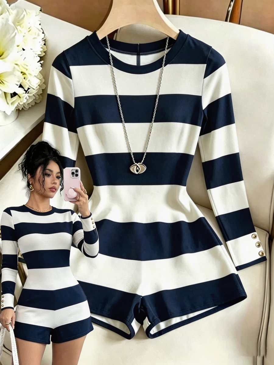 SHEIN Franclia 女款圓領海軍藍白配色鈕扣長袖修身連身短褲，秋季度假穿搭，六月節慶、美國日、海灘與城市風 - 藍色 - 查看 1