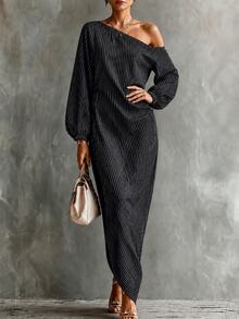 Omancia Gaun Kasual Longgar dengan Bahu Asimetris, Lengan 3/4, Motif Garis-garis untuk Wanita - Hitam dan Putih - View 5