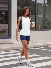 Cévolie Women's Minimalist Colorblock Round Neck Sports Tank Top For Outdoor - White - View 3