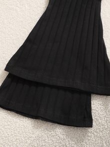 SHEIN 女童休閒時尚羅紋修身小高領長袖T恤搭配喇叭褲 2件套 日常穿著 秋冬款 - 黑色 - 查看 5