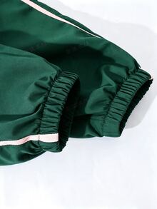 SHEIN 青少年女孩秋季休閒百搭極簡夾克套裝，胸前粉色字母刺繡，袖子與褲子側面飾有粉色蝴蝶結緞帶 - 墨綠色 - 查看 8