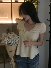DAZY 女款夏季休閒素色紋理 T 恤 - 黃色 - 查看 3