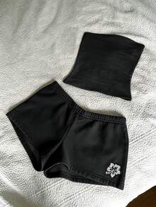IslaSuriya 女款夏季度假純色抹胸上衣與刺繡短褲兩件套 - 黑色 - 查看 1