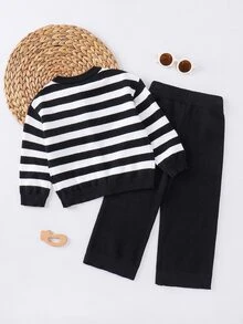 SHEIN Young Girl Loose Casual Minimalist Comfortable Round Neck Striped Pattern Cardigan Sweater Pants 2 Pieces Set Autumn Kids - Black and White - View 2