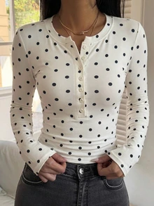 DAZY 女款圓領波點修身內搭極簡性感休閒套頭T恤 - 米色 - 查看 3