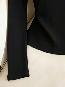 SHEIN Raffinéa تي شيرت نسائي أنيق كاجوال ريترو للتنقل بتصميم كتل لونية وأكمام طويلة محبوكة، توب أساسي قصير بقصة ضيقة للخريف، مناسب للارتداء كطبقة علوية وللخروجات للنساء - الأسود - مشاهدة 7