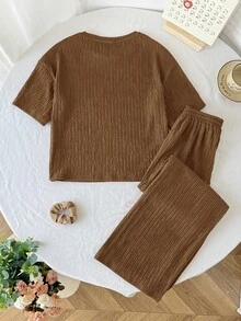 SHEIN Serisse Kids Tween女孩童裝寬鬆休閒極簡舒適針織紋理圓領短袖T恤與長褲2件套，返校穿搭，日常穿著，棕色套裝，兒童針織套裝 - 卡其色 - 查看 6