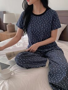 DAZY 2件組碎花拼接配色短袖T恤與長款睡褲套裝，夏季女款睡衣 - 藏蓝色 - 查看 7