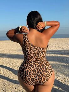 SHEIN Swim New Summer Beach Vacation Sexy Cutout Textured Fabric Asymmetrical One-Shoulder Design Plus Size One-Piece Swimsuit - Multicolor - View 2