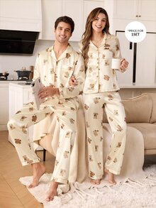 CoupledUp Set Piyama Pria Model Kerah Depan Terbuka Bahan Sutra Imitasi Motif Beruang Kartun - Aprikot - View 1