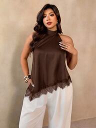 Auralis Nouveau top d'été noir en satin avec col licou, patchwork de dentelle et ourlet asymétrique pour femmes grandes tailles / Top de tenue de fête d'anniversaire moderne et élégant / Débardeur noir / Tenue de bureau élégante pour les trajets / Top sans manches / Top coupe ample