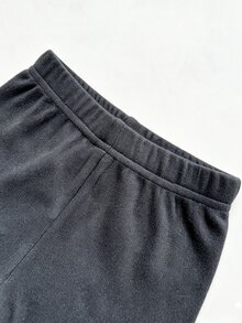 SHEIN 女嬰秋冬衛衣套裝，黑色蝴蝶結印花毛絨半拉鍊長袖上衣搭配純色休閒黑色長褲，簡約經典黑白配色，溫柔百搭時尚可愛，適合女嬰秋冬日常休閒舒適穿著與戶外玩耍，新生女嬰秋冬套裝 - 白色 - 查看 8