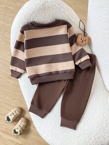 SHEIN Playful Pals 2件組嬰兒男寶寶黑白條紋長袖上衣附可愛熊圖案&純色長褲 - 棕色 - 查看 2