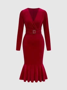 Selianne Vintage Burgundy Velvet Deep V-Neck Long Sleeve Cinched Waist Rhinestone Square Buckle Fitted Bodycon Mermaid Midi Dress For Women - Burgundy - View 4