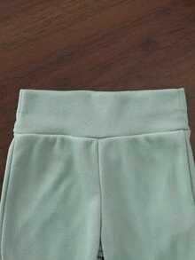 SHEIN 女嬰時尚運動風連帽長袖上衣與喇叭褲套裝 - 綠色 - 查看 6