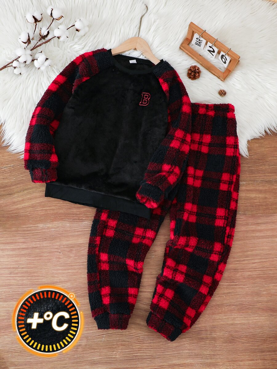 SHEIN Kids Tween Boy Colorblock Patchwork Letter Embroidered Plush Fabric Loungewear 2 Pieces Set Autumn Winter - Red - View 1