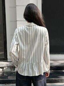 K-Vae Kemeja Wanita Model Baru Gaya Cina dengan Kancing Katak, Garis-garis, Hem Bergelombang Asimetris, Kerah Lipat, Atasan Longgar - MultiWarna - View 2