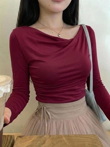 DAZY 女款純色抓皺修身百搭休閒短袖T恤 - 紅色 - 查看 5