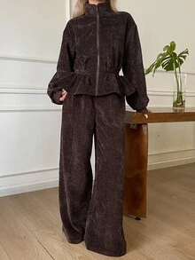 DAZY Setelan 2 Potong Elegan untuk Wanita: Jaket Korduroi yang Mengencangkan Pinggang dan Celana Panjang Lurus untuk Musim Gugur - Burgundy - View 1