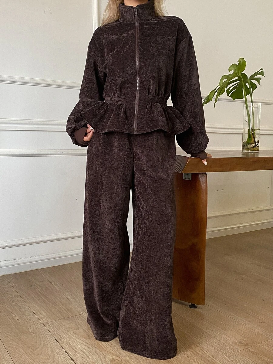 DAZY Setelan 2 Potong Elegan untuk Wanita: Jaket Korduroi yang Mengencangkan Pinggang dan Celana Panjang Lurus untuk Musim Gugur - Burgundy - View 1
