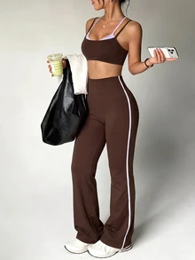 SHEIN Dewbera 1套咖啡色對比色無縫交叉背運動內衣與高腰喇叭腿緊身褲，修身瑜伽健身運動服套裝 - 咖啡棕 - 查看 5