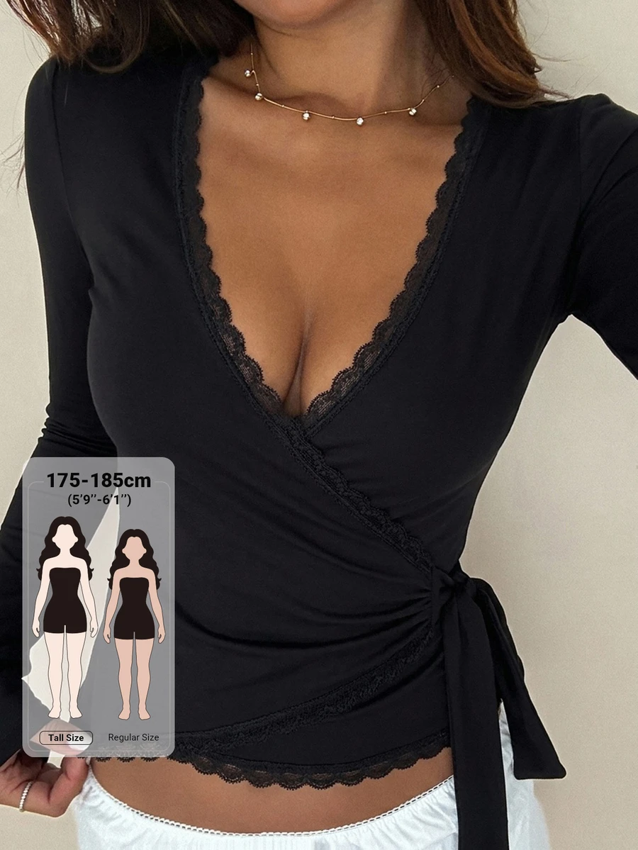 Livesso Tall 女款V領蕾絲拼接修身長袖打底衫,優雅性感秋季T恤 - 黑色 - 查看 1