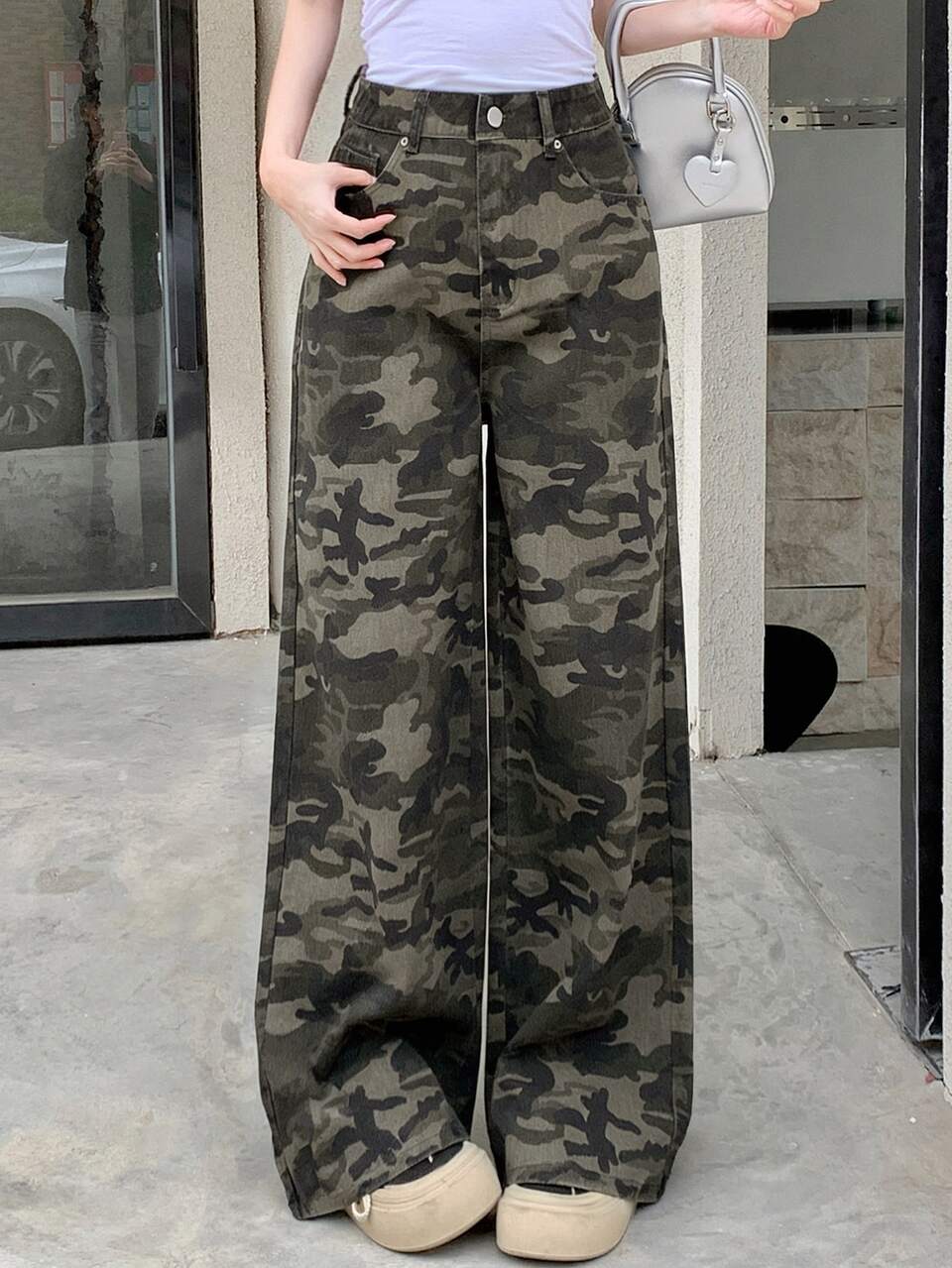 Women's Camouflage Print Button Street Casual Denim Jeans