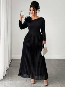 Elenzga Gaun Lipit Elegan Ukuran Plus dengan Dekorasi Bunga 3D untuk Pesta Koktail, Makan Malam Formal, Warna Hitam, Musim Gugur, Pernikahan - Hitam - View 4