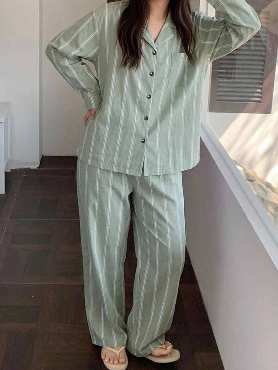 Dazy Plus 2件組女款春夏季條紋寬鬆短袖上衣與長款睡褲大尺碼紫色可愛睡衣套裝秋季 - 綠色 - 查看 1