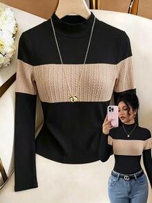 SHEIN Raffinéa تي شيرت نسائي أنيق كاجوال ريترو للتنقل بتصميم كتل لونية وأكمام طويلة محبوكة، توب أساسي قصير بقصة ضيقة للخريف، مناسب للارتداء كطبقة علوية وللخروجات للنساء - الأسود - مشاهدة 2
