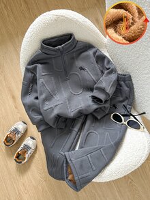 SHEIN 幼童男童 2件組提花字母衛衣與長褲套裝 半拉鍊套頭衫 抓絨內裡保暖深灰色 運動休閒服 秋冬款 - 深灰色 - 查看 3