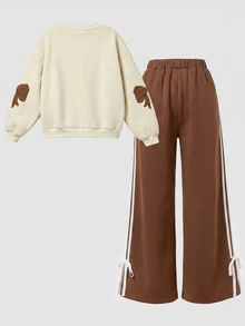 SHEIN 青少年女孩秋冬休閒抓絨內裡加厚運動衫套裝，紐約市印花寬鬆圓領落肩長袖套頭衫搭配同款印花百褶寬腿直筒運動長褲，2件式運動風套裝，麻灰色 - 棕色 - 查看 2