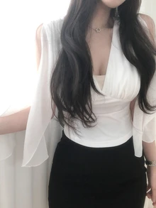 DAZY 女款素色休閒百搭日常穿著襯衫 秋季 - 白色 - 查看 4