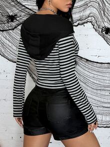 Jeanoix Jaket Wanita American Vintage Bergaris Tipis dengan Tudung dan Resleting, Potongan Slim Fit - MultiWarna - View 3