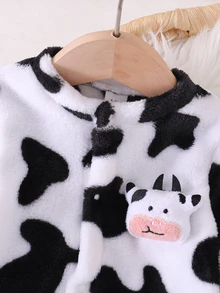 SHEIN Vintaside Kids 1套新生兒圓領長袖上衣與長褲舒適毛絨黑白奶牛印花秋冬睡衣，舒適休閒可愛居家服 - 黑與白 - 查看 8