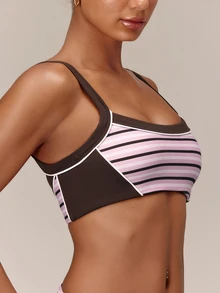 GLOWMODE FeatherFit™ Sporty Sweetheart randig sport-bh med kontrastränder och avtagbara kupor, för yogastudio och dagligt bruk - Rosa - Visa 4