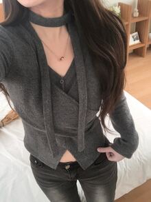 DAZY Women's Autumn/Winter Casual Cross Wrap T-Shirt - Grey - View 4